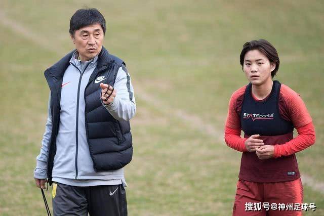 加图索赞扬曼奇尼重振意大利国家队信心